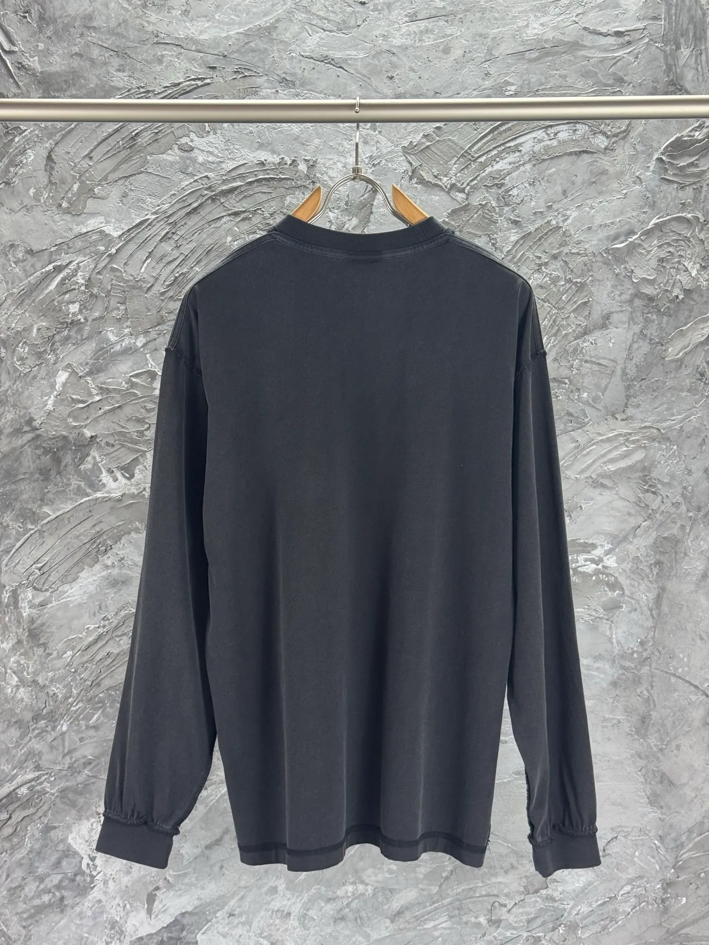 BALENCI*GA 25 . . . . . . 280g . . OS Same Style -Color： -SIZE：Xs S M L 8636